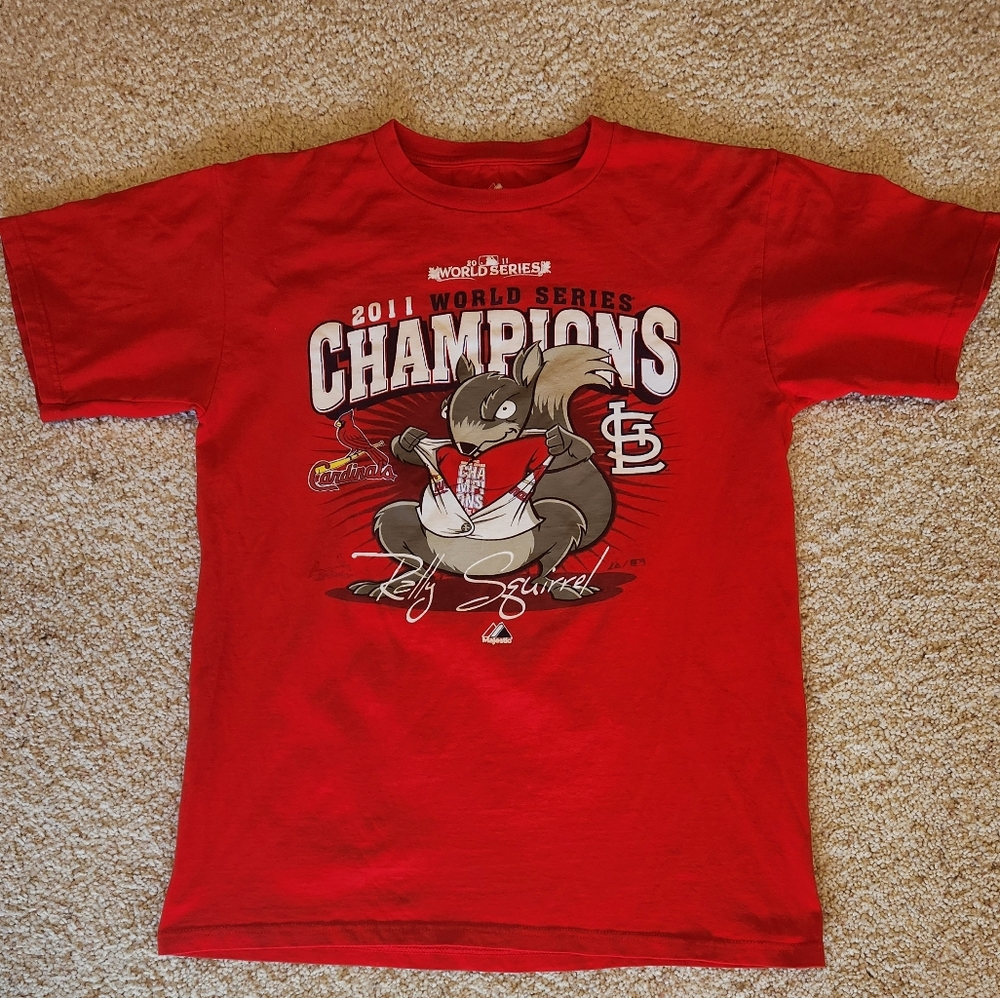 2011 St. Louis Cardinals World Series Champions "Rally Squirrel" tee - size M